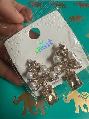 Gold-Tone Pearl & Champagne Crystal Drop Earrings